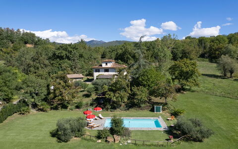 Villa Marina: Nube, Planta, Cielo, Propiedad, Paisaje Natural, El Terreno Del Lote, Montaña, Vegetación, Árbol, Hierba