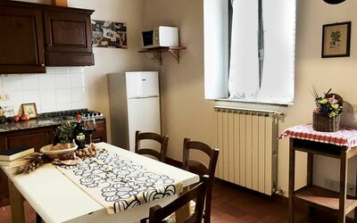 Il Chiantico 23: Habitación, Mueble, Diseño De Interiores, Propiedad, Suelo, Edificio, Pared, Mesa, Casa, Techo