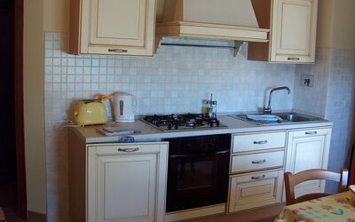 villino-bazzani-casole-d'elsa-multiproperty-appartamento-bazzani-1-kitchen