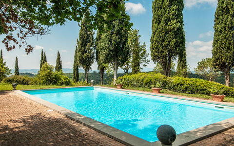 Fontanelle 16: Piscina, Propiedad, Paisaje Natural, Bienes Raíces, Ocio, Agua, Casa, Inmuebles, Edificio, Vacaciones