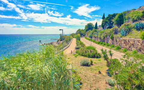 Lucrezia - San Lorenzo: Naturaleza, Vegetación, Cielo, Paisaje Natural, Costa, Verde, Azul, Apuntalar, Mar, Nube