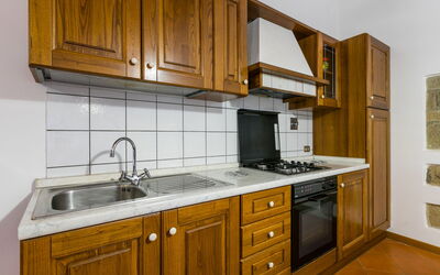 Alojamiento:&nbsp;Certina 3 810.2