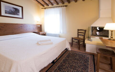 Alojamiento:&nbsp;Suite 208