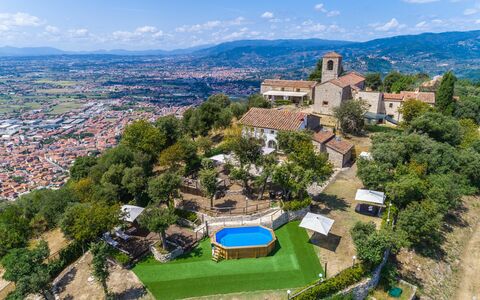 Villa Del Santo Bastiano: Fotografía Aérea, Vista Panorámica, Propiedad, Inmuebles, By, Bienes Raíces, Edificio, Pueblo De Montaña, Turismo, Fotografía