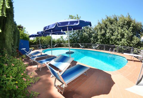 Il Corbezzolo: Piscina, Propiedad, Bienes Raíces, Recurso, Ocio, Vacaciones, Parque Acuatico, Sombra, Edificio, Mueble Para Exteriores