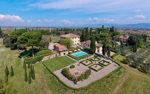 Luna Di Cortona: Jardín, Villa, Cobertura