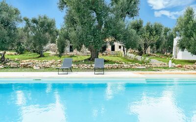 Trulli Messapia - Ceglie Messapica, Apulia, Italia