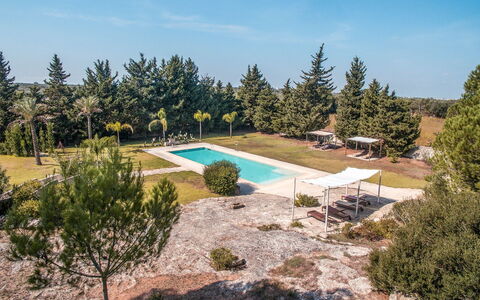 Masseria Lentisco: Propiedad, Bienes Raíces, Inmuebles, Casa, Piscina, Casa, Árbol, Paisaje, El Terreno Del Lote, Edificio