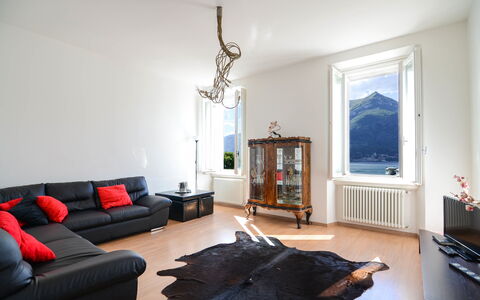 Residenza Bellagio: Habitación, Propiedad, Mueble, Sala, Diseño De Interiores, Edificio, Suelo, Casa, Bienes Raíces, Casa