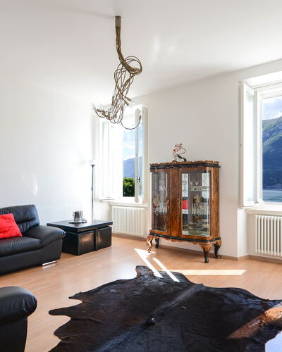 Residenza Bellagio: Habitación, Propiedad, Mueble, Sala, Diseño De Interiores, Edificio, Suelo, Casa, Bienes Raíces, Casa