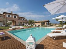 villa-marina-velca-tarquinia-villa-pool