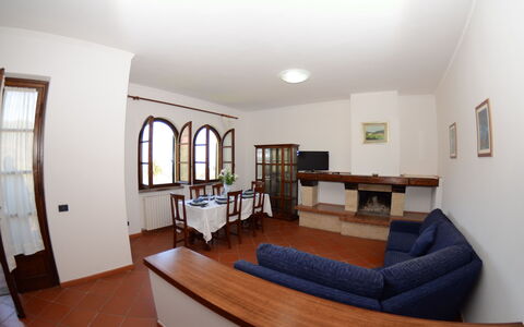 Villa Vaniglia Proprietà: Habitación, Propiedad, Edificio, Mueble, Diseño De Interiores, Suelo, Madera Dura, Casa, Sala, Techo
