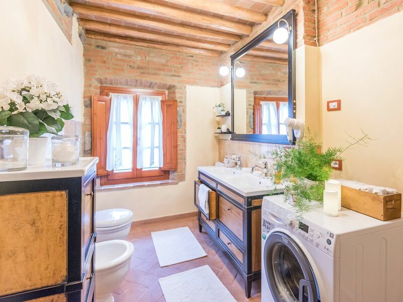 Alojamiento:&nbsp;Ambra