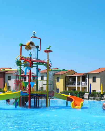 Peschiera del Garda 652: Piscina, Recreación, Recurso, Vacaciones, Ciudad De Vacaciones, Parque Acuatico, Centro De Ocio