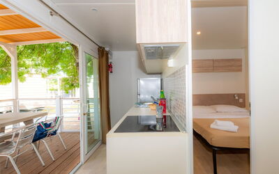 Alojamiento:&nbsp;The Garda Village 618.5