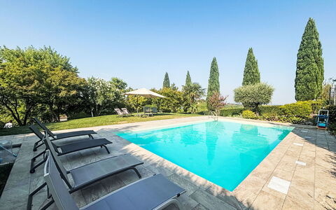 Ca' Del Vento: Azul, Piscina, Recurso, Eco Hotel, Jardín, Paisajismo, Sombra, Mueble Para Exteriores, Villa