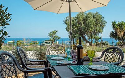 San Lorenzo al Mare 645: Paraguas, Propiedad, Mesa, Mueble, Patio, Mesa Al Aire Libre, Habitación, Bienes Raíces, Sombra, Ocio