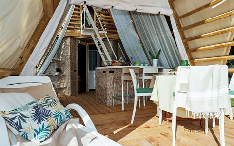 Alojamiento:&nbsp;Luxury Tent 602.7