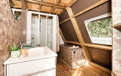 Alojamiento:&nbsp;Luxury Tent 602.7
