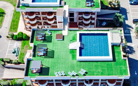 San Vincenzo 651: Departamento, Barrio Residencial, Piscina, Diseño Urbano, Recurso, Condominio, Balcón, Inmuebles, Sombra, Hotel