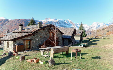 Alojamiento:&nbsp;Maison De Suis (Vou302) 647.3