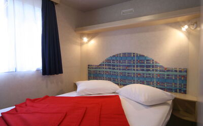 Alojamiento:&nbsp;Camping Village Baia Blu la Tortuga 646.4