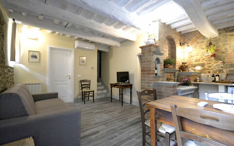 Casa Caterina: Edificio, Propiedad, Diseño De Interiores, Habitación, Suelo, Casa, Mueble, Arquitectura, Bienes Raíces, Restaurante