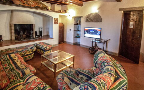 Alojamiento:&nbsp;Casale Rosennano 800.1