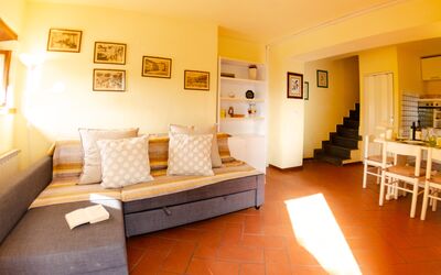 Bellavista Chiatri Oleandro: Habitación, Propiedad, Mueble, Diseño De Interiores, Edificio, Suelo, Suite, Casa, Bienes Raíces, Sala