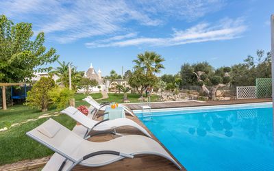 Trullo Suenn Con Piscina: Propiedad, Bienes Raíces, Piscina, Casa, Edificio, Vacaciones, Casa, Sunlounger, Barrio Residencial, Ocio