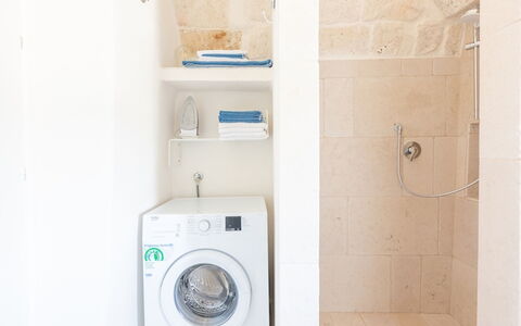Solo Voi: Secadora De Ropa, Electrodoméstico, Propiedad, Habitación, Cuarto De Lavado, Baño, Electrodoméstico, Lavadora, Lavandería, Loseta