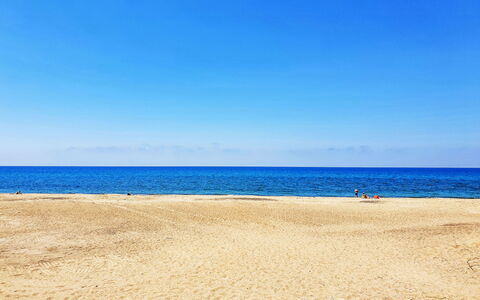 Sinago: Azul, Playa, Agua, Cuerpo De Agua, Tiempo De Día, Entorno Natural, Horizonte, Mar, Costa
