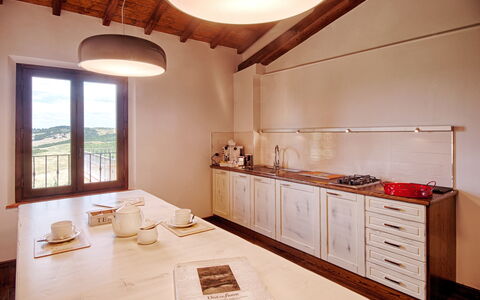 Tenuta Cambiano: Habitación, Propiedad, Mueble, Edificio, Techo, Diseño De Interiores, Casa, Arquitectura, Cocina, Casa
