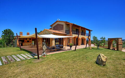 Villa Massimiliano: Propiedad, Casa, Casa, Bienes Raíces, Edificio, Inmuebles, El Terreno Del Lote, Arquitectura, Paisaje, Casa De Campo