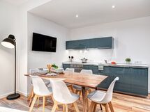 luxury-blues-apartment-sorrento-apartment-kitchen