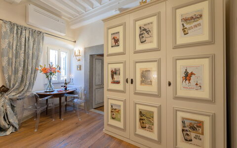 Casa Annateresa: Marco, Propiedad, Madera, Cortina, Diseño De Interiores, Ventana, Salón, Suelo, Piso, Pintar