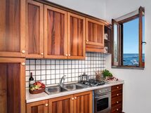 la-baia-dello-chalet-massa-lubrense-appartament-kitchen