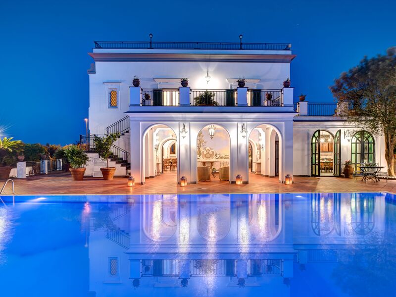 palazzo-villa-dei-nobili-santa-agata-sui-due-golfi-villa-external