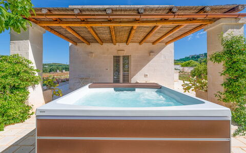 La Torretta - Corte dei Messapi: Planta, Propiedad, Tiempo De Día, Agua, Ligero, Cielo, Piscina, Azur, Sombra, Rectángulo