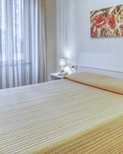 Nina Home - Levanto: Propiedad, Mueble, Edificio, Comodidad, Madera, Textil, Diseño De Interiores, Suelo, Piso, Marco De La Cama