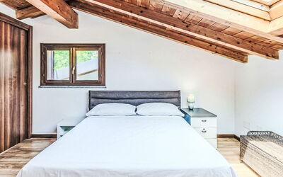 Alojamiento:&nbsp;Borgo Castello 150.4