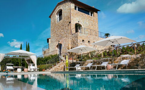 Villa Castiglioni: Agua, Cielo, Nube, Planta, Edificio, Azul, Piscina, Azur, Arecales, Casa
