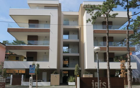 Alojamiento:&nbsp;Iris Suite 755.4