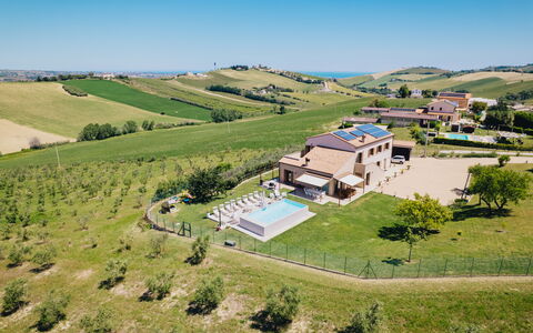 Villa Clair: Piscina, Inmuebles, Ocio, Recreación, Recurso, Casa De Campo, Villa, Hacienda, Mansión, Thermae