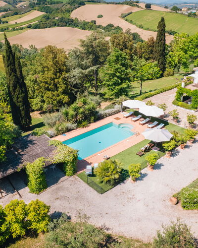 Villa La Picena: Inmuebles, Piscina, Jardín, Hacienda, Villa, Mansión, Recurso, Paisajismo, Patio, Casa De Campo