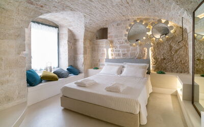 Alojamiento:&nbsp;Room Romantic Grotta Dei Millenari 6