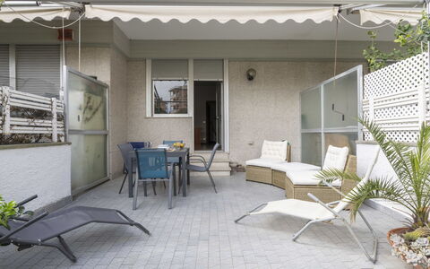 Alojamiento:&nbsp;Corner Near the Sea 713.2