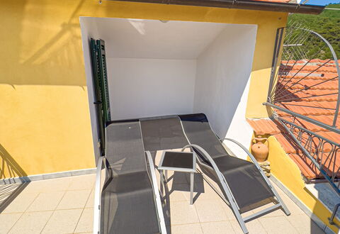 La Casetta Di Emma - Villa Faraldi: Cielo, Propiedad, Sombra, Edificio, Arquitectura, Casa, Propiedad Material, Superficie De La Carretera, Material Compuesto, Bienes Raíces