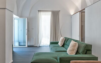 La Casedda - Arya Nobile Dimora: Propiedad, Edificio, Madera, Comodidad, Diseño De Interiores, Textil, Encendiendo, Piso, Sala