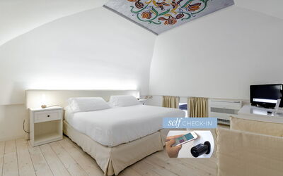 Alojamiento:&nbsp;Iris Junior Suite 7, Dimora Osanna